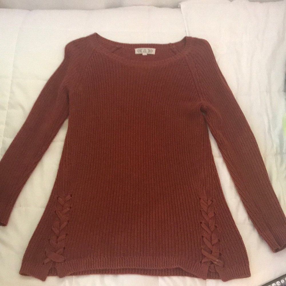 Selling this red-Orange sweater great for the winter